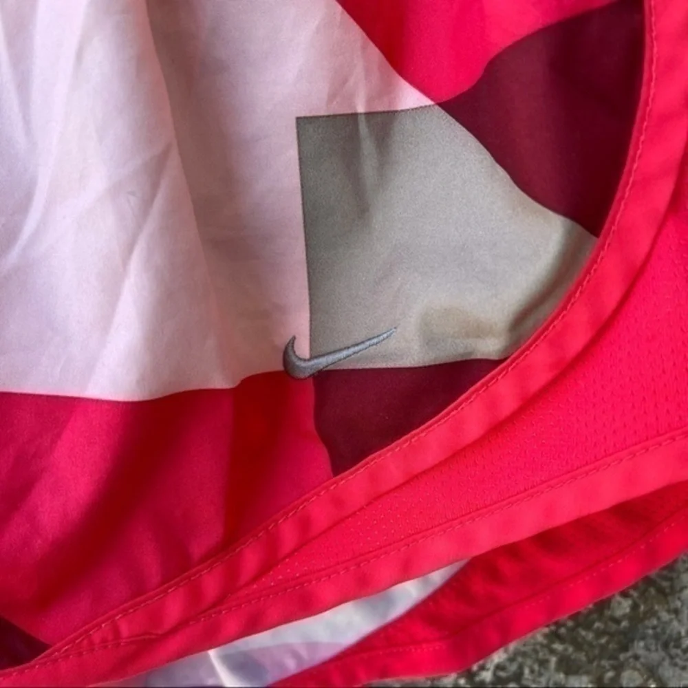Nike women dry